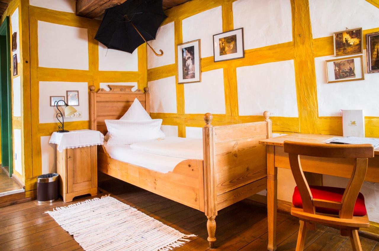 Der Schwan Hotel & Restaurant Schwanstetten Dış mekan fotoğraf