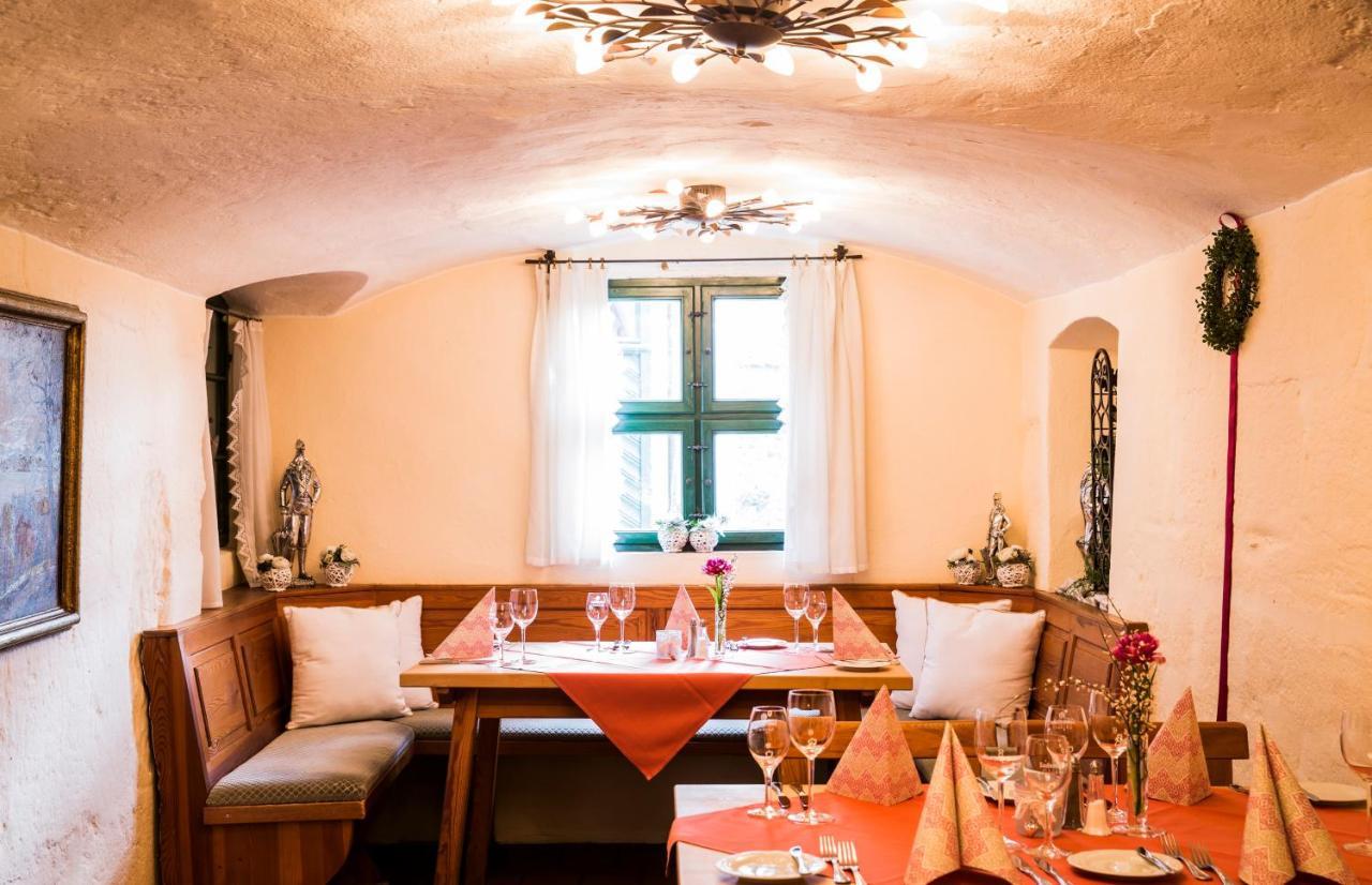 Der Schwan Hotel & Restaurant Schwanstetten Dış mekan fotoğraf