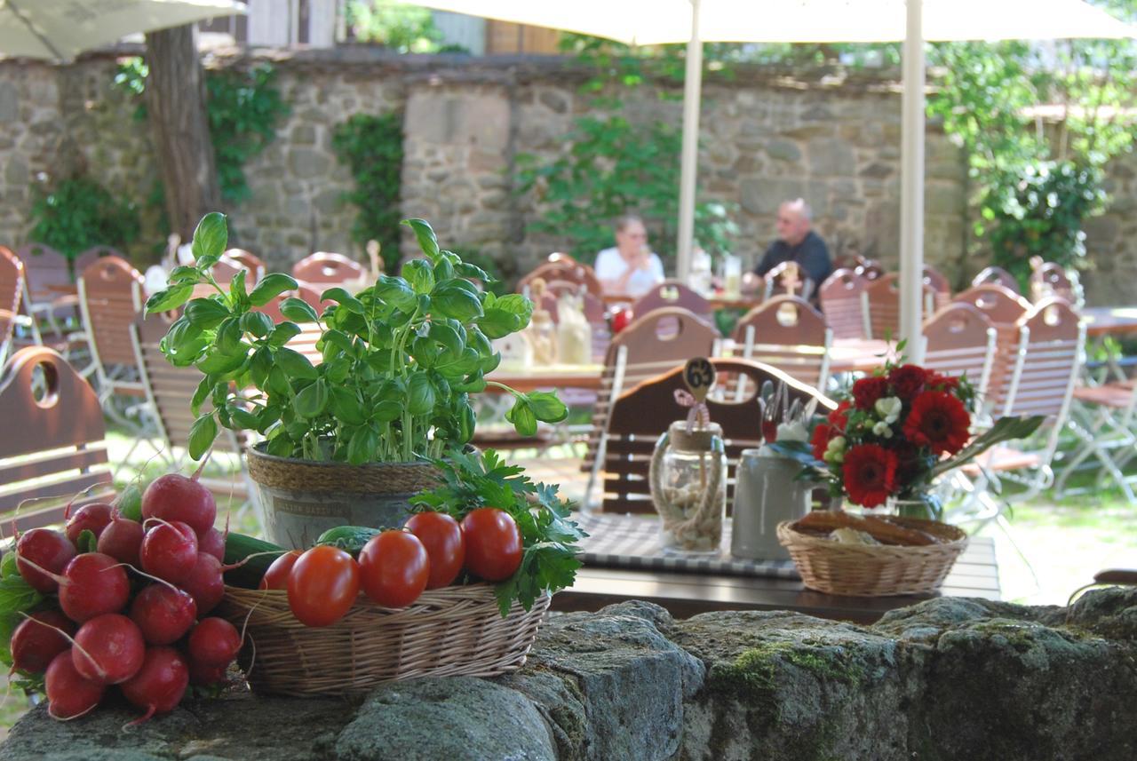 Der Schwan Hotel & Restaurant Schwanstetten Dış mekan fotoğraf
