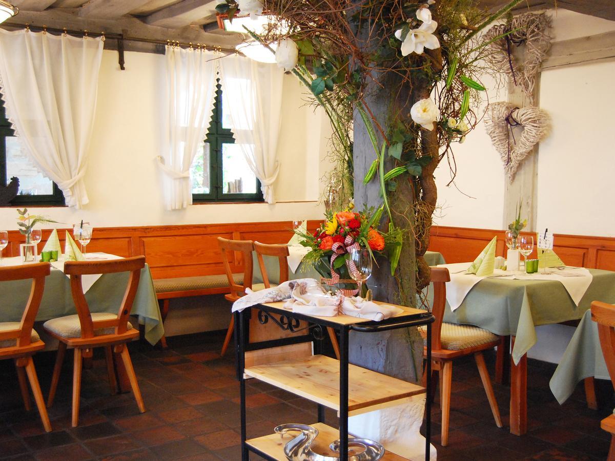 Der Schwan Hotel & Restaurant Schwanstetten Dış mekan fotoğraf