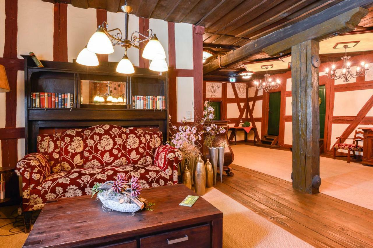 Der Schwan Hotel & Restaurant Schwanstetten Dış mekan fotoğraf