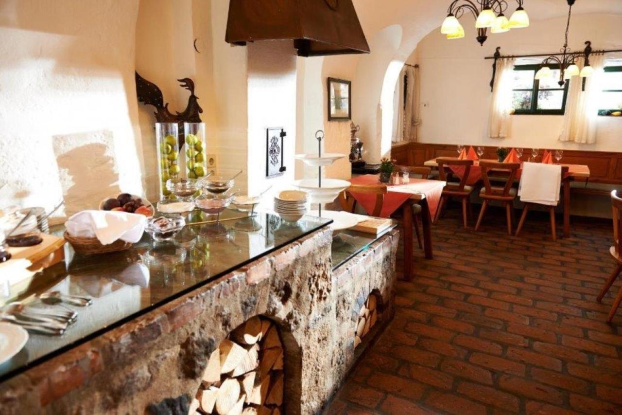 Der Schwan Hotel & Restaurant Schwanstetten Dış mekan fotoğraf